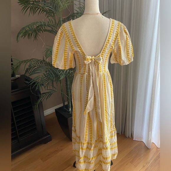 Geometric Embroidered Tie Back Yellow Midi Dress NWOT - Picture 2 of 6